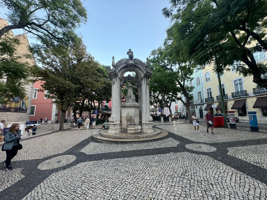 City Highlights Eco Tuk Tours - Santa Luzia miradouro break: your best view-per-minute moment