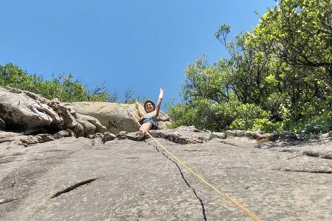 Climbing Experience in Sintra - What happens during the 4 hours: training, hiking, and rope time