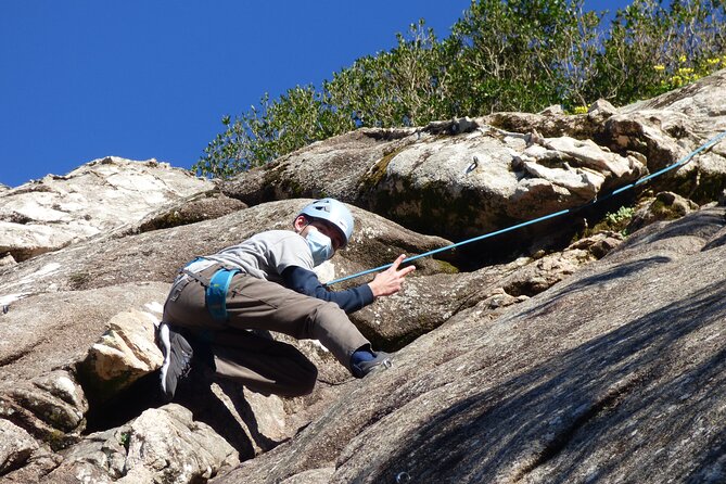 Climbing Experience in Sintra - Group size and pacing: why up to 15 people feels manageable