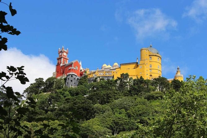 Daytrip from Lisbon to Sintra+Cascais-Large groups up to 10 pax - Key highlights and what they mean for you