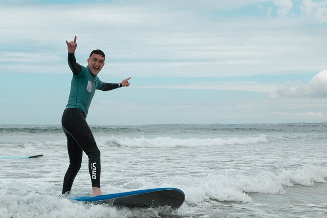 Dedicated Surf Experiences in Costa da Caparica, near Lisbon - Coach-supervised surfing: corrections that happen immediately