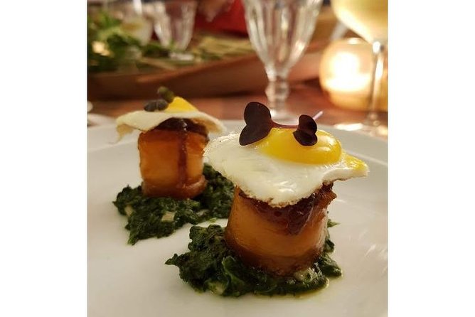 DINNER OR TAPAS in a Poruguese Home - Why a private dinner at Guincho-area Cascais feels different