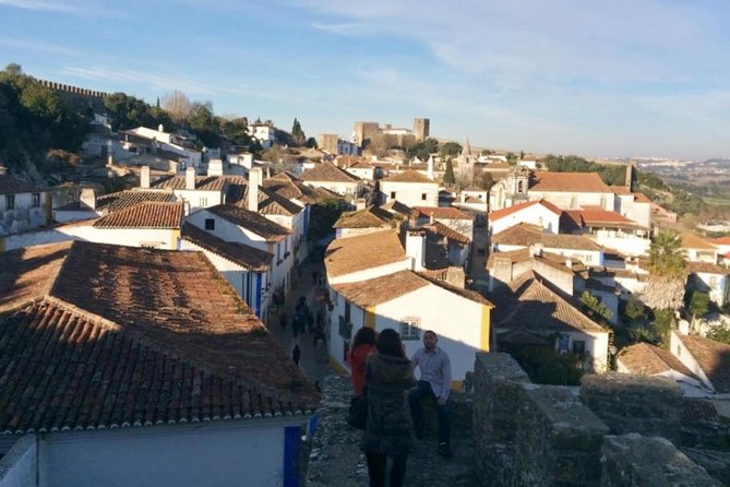 Discover Fátima, Batalha, Nazaré and Óbidos by VAN -Full Day Tour - Nazaré for lunch and author design: planning your meal like a local