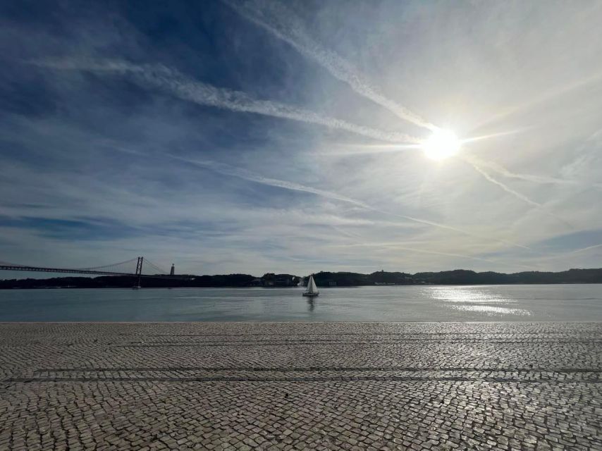 Discover Lisbon 4h Tuk Tuk - Eduardo VII Park, Estrela Basilica, and the official Lisbon moments