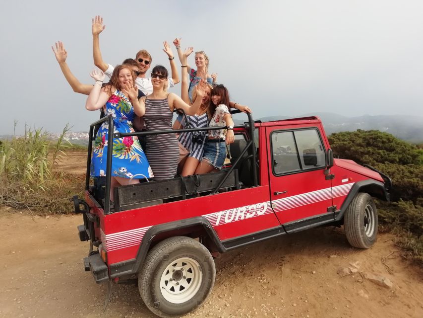 Discover Sintra and Cascais in a Portuguese 4WD - Pena Palace in 1.5 hours: the big one, without rushing