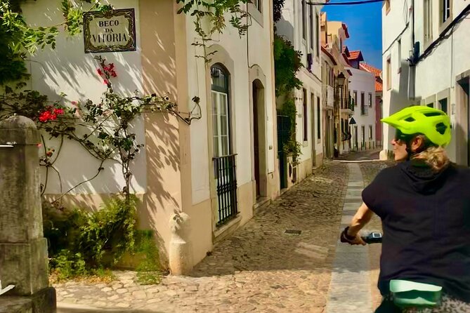 E-bike from Sintra Mountains to Cascais Sea with pickup in Lisbon - Boca do Inferno and Cascais old town: dramatic coast meets real streets