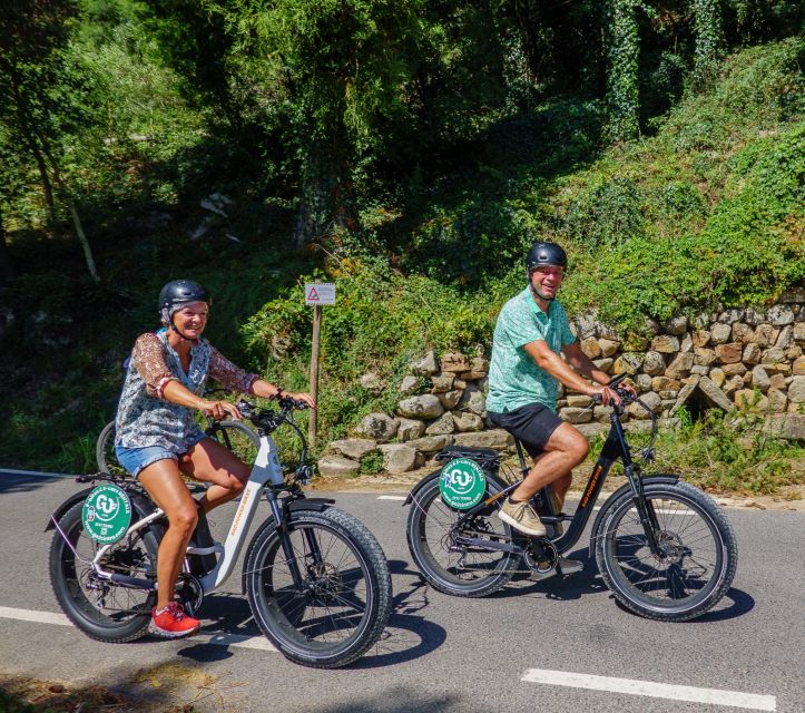 E- Bike Self Guide Tour - Getting set up near Sintra Station and Tv. João de Deus 7B