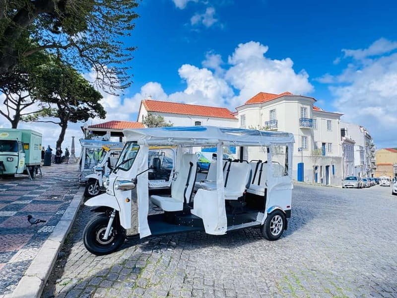 Eco Tuk Tours Lisbon - Graça and the ride through Alfama: seeing the city’s layers