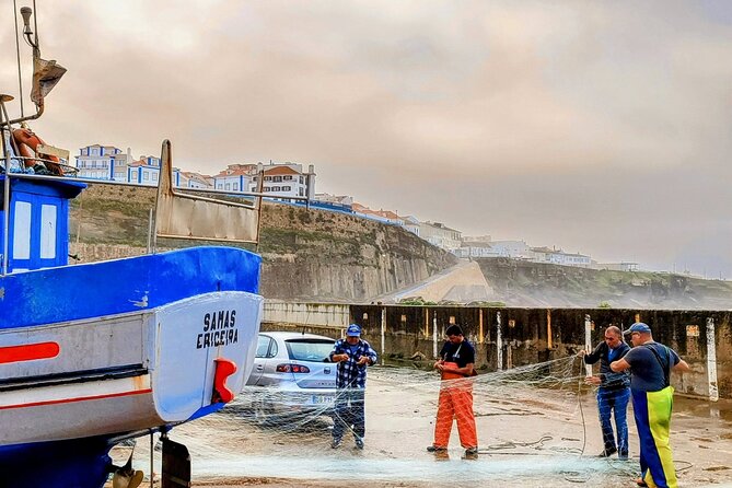 Ericeira Private Tour: 10 Tastings Food Tour - Getting your bearings: the Fort start and the Ericeira focus