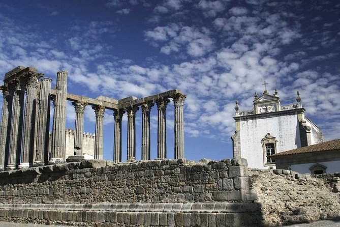 Evora & Alentejo Wines: A Journey Through History and Flavors - Key Points at a Glance