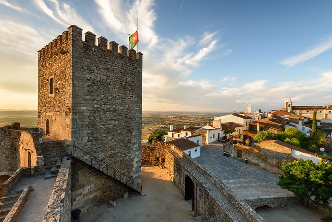 Evora and Monsaraz Private Tour From Lisbon - Evora itinerary in human terms: temples, squares, and the Chapel of Bones