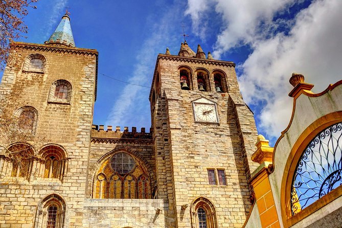 Evora and Monsaraz Private Tour From Lisbon - Optional Sao Pedro do Corval: when you want a slower village pause