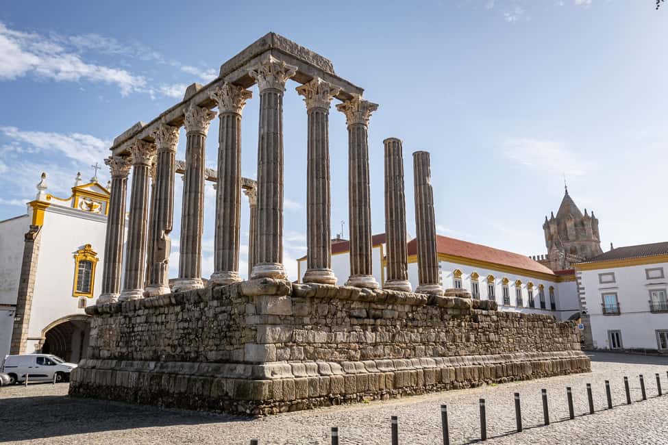 Évora: Flexible Walking Tour in Historic Center - Rua do Cano to Praça de Sertório: Roman traces in plain sight