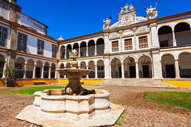 Evora Private Personalized Experience from Lisbon - Lunch in Évora: Use the Free Time the Right Way