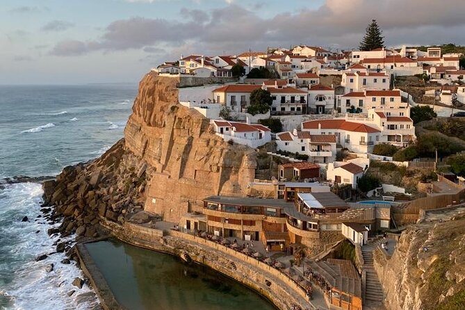 Exclusive Private Tour to Sintra, Pena Palace & Cascais - Cascais: stroll the marina and enjoy the calmer pace