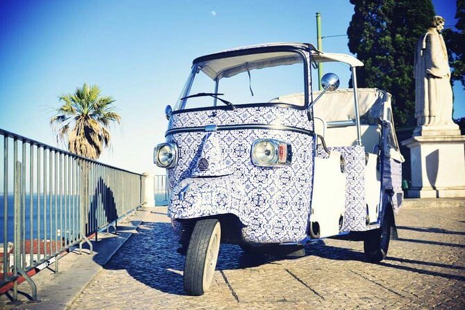 Explore the charming Seven Hills of Lisbon - Miradouro de Santa Luzia: views over Alfama