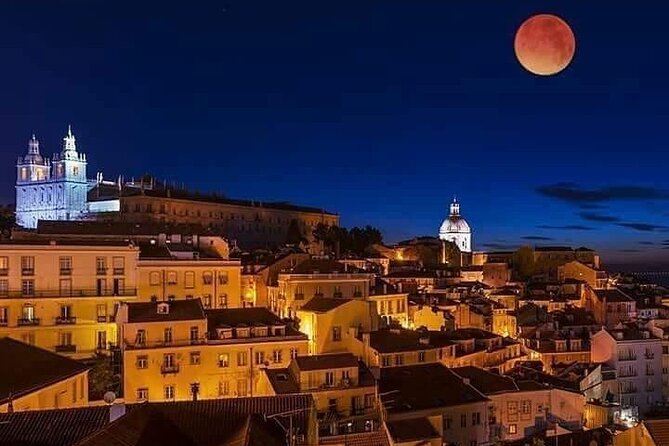 Explore the charming Seven Hills of Lisbon - The flea market stop: shop time without derailing your day