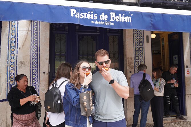 Explore the Heart of Portugal with Our Exclusive City Tours - The Alfama transition: optional pauses and on-the-move explanations