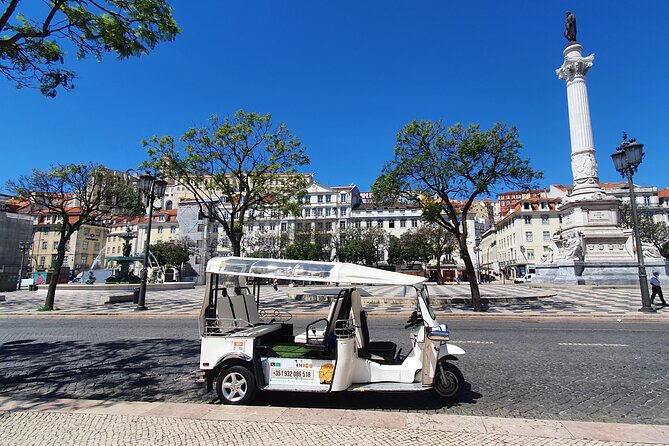Fado TukTuk Tour 120 mins (Max 4 people) - Baixa, Rossio and Restauradores: warm up with classic Lisbon streets