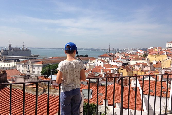 Family Tour: Genuine Lisbon - Guide quality: what makes Mariana, Miguel, Laura, Rafael, and Maria stand out
