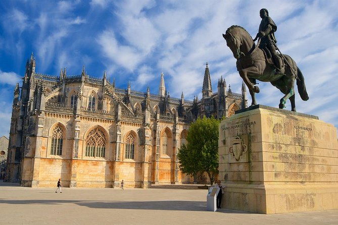 Fátima – Batalha – Nazaré – Óbidos: FAITH, HISTORY, AND BEAUTY - Batalha Monastery: UNESCO time with the unfinished twist