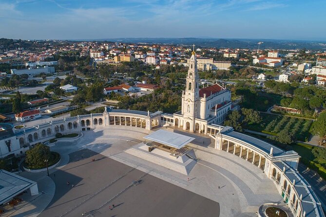 Fatima, Batalha, Nazare, Obidos Small Group Tour From Lisbon - Fatima: the sanctuary stops you from rushing