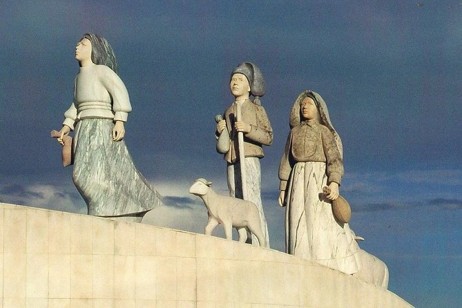 Fatima e Tomar Full Day Private Tour from Lisbon - Pace, walking, and weather: how to set yourself up for success