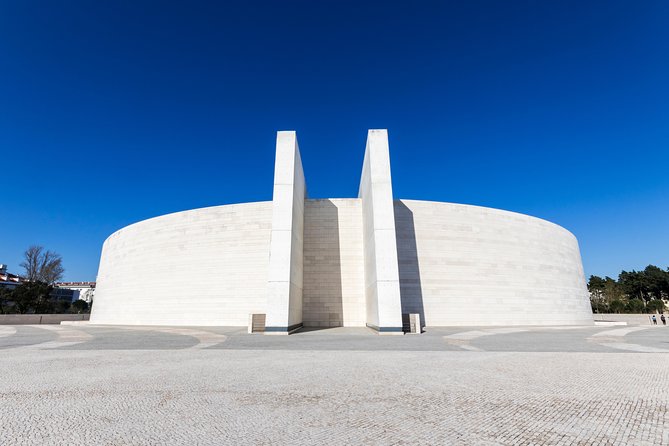 Fátima Half Day Private Tour Lisbon w/ Optional Candle Procession - Price and logistics: when it’s great value vs. when it’s a gamble