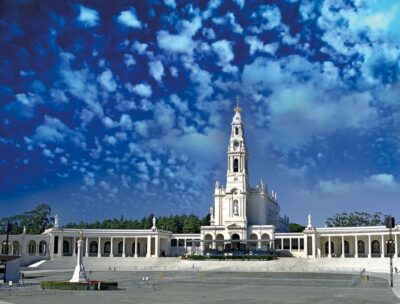 Fátima: Half-Day Tour - Mass, Marble, and the Three Shepherds’ Tombs