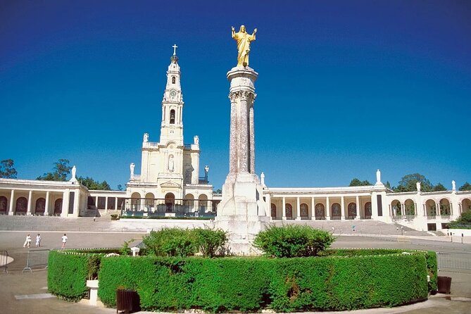 Fatima, Nazaré and Obidos Day Trip from Lisbon - Starting in Lisbon: The Marquês de Pombal Meeting Point at 8:00