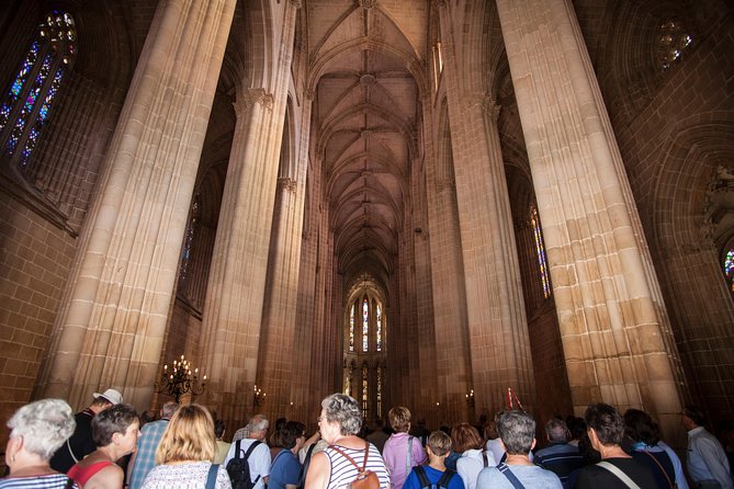 Fatima Nazare and Obidos Full Day Private Tour - Stop 1: Fatima and the Chapel of Santa Iria + Sanctuary