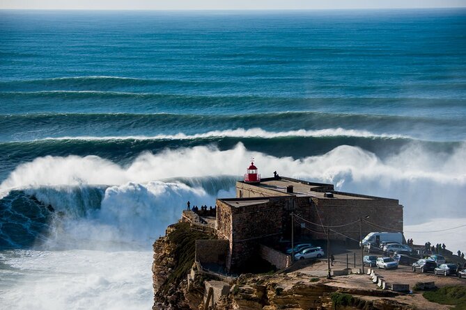 Fátima, Nazaré and Obidos Full Day Tour - Nazaré’s lighthouse walk and the coast people chase for photos