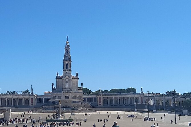 Fatima- Nazare-Obidos private tour from Lisbon or Cascais - Key things that make this tour worth your time
