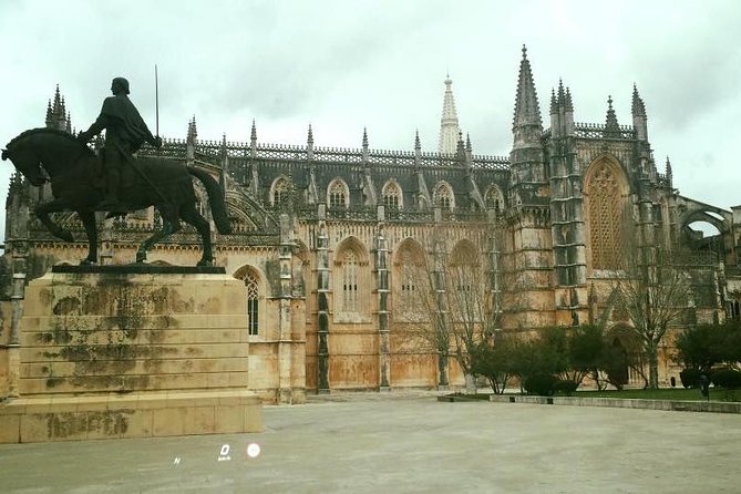 Fatima Obidos and Nazare Private Personalized Experience - Batalha Monastery: Gothic Architecture With a Ticket Twist
