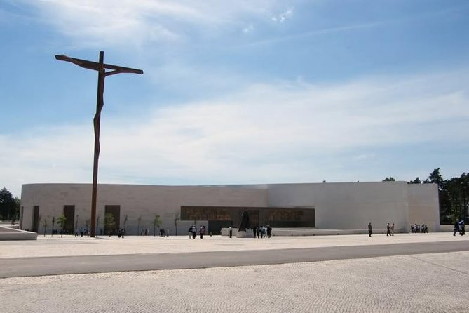 Fatima Private Personalized Half Day Experience from Lisbon - Price and value: is $217.69 per person worth it