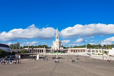 Fátima Private Tour And Batalha Nazaré & Óbidos - Price and value: what you’re really paying for