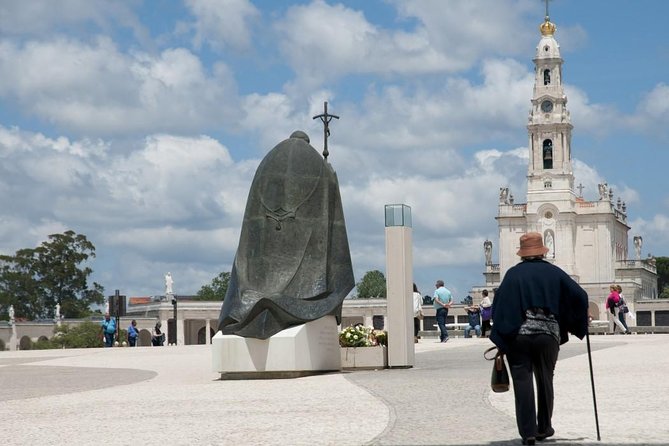 Fatima Sanctuary Private Tour from Lisbon - Timing From 8:00 am: How the Day Actually Feels