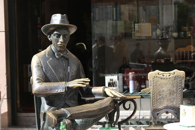 Fernando Pessoa Lisbon Walking Tour - Start at A Brasileira: Pessoa’s Beginning in Lisbon