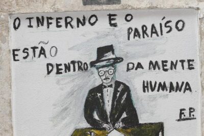 Fernando Pessoa Lisbon Walking Tour - Praça Dom Pedro IV: Homes, Meeting Places, and Ofélia