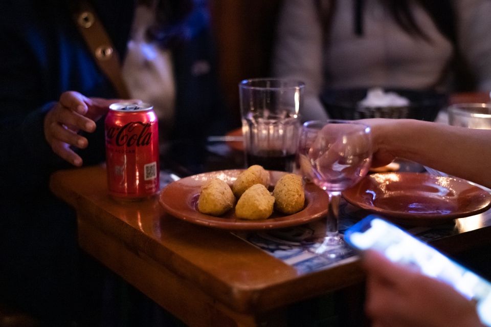 Food Tour: Portuguese wine & Tapas with Ginjinha Tasting - Pace and walking: comfortable, not exhausting