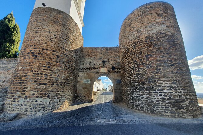 From Lisboa: Évora & Monsaraz Small-Group Full Day Tour - Food and Time Management: Making the Day Feel Relaxed