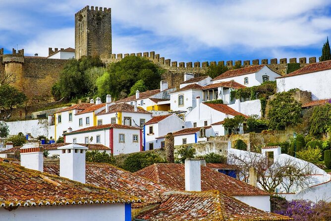 From Lisboa: Fátima, Nazaré, Óbidos & Batalha Private Tour - Nazaré lighthouse and Sitio cliffs: where the views steal the show