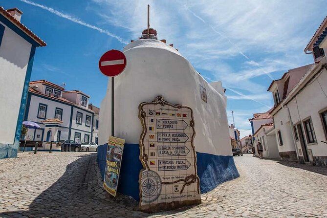 From Lisboa: Mafra, Ericeira & Queluz Private Full Day Tour - Ericeira at midday: cobbles, whitewashed walls, and real lunch time