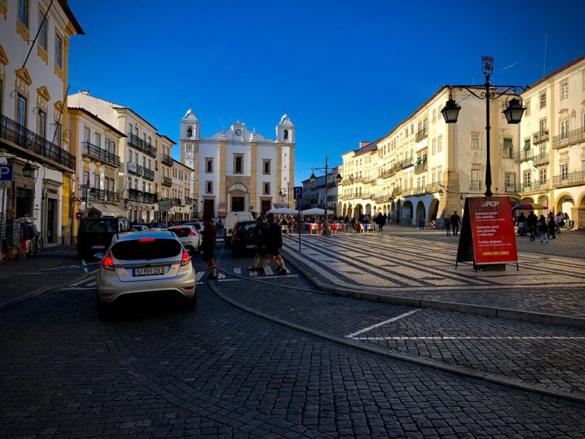 From Lisbon: Évora City Private Tour - Exploring Évora city on your own clock