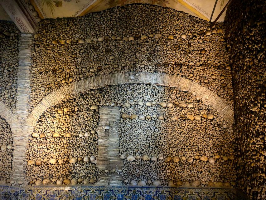From Lisbon: Évora City Private Tour - Lunch and regional flavors: what’s covered, what’s on you