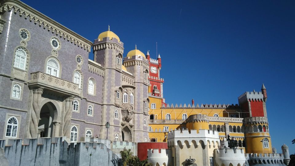 From Lisbon: Fátima and Sintra Private Tour - Fátima’s Sanctuary: a guided plan for a powerful place