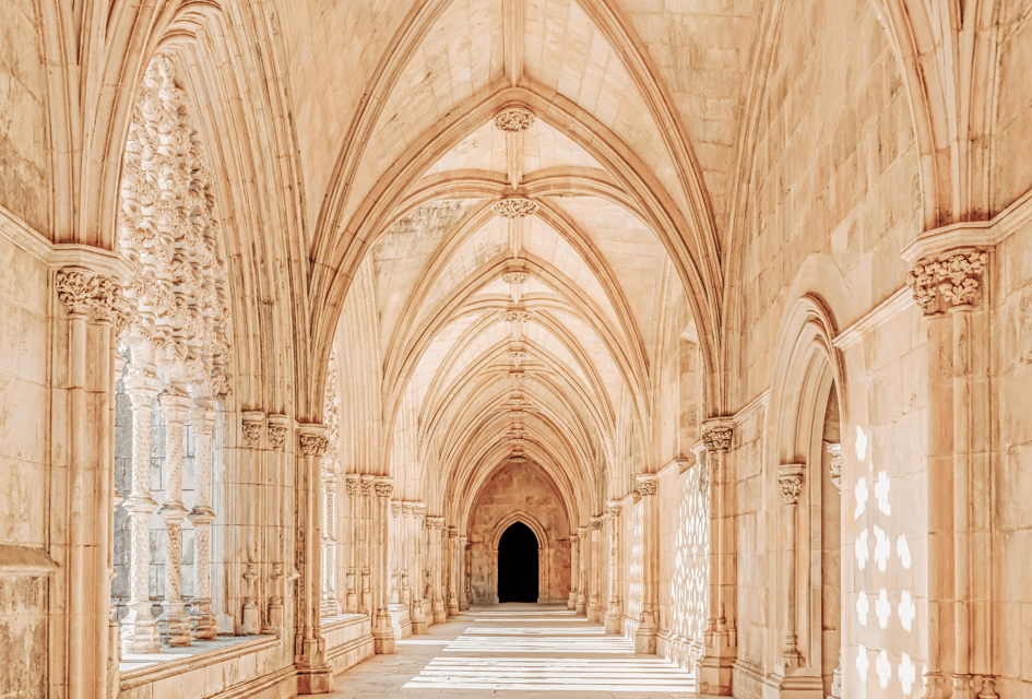 From Lisbon: Fátima, Batalha and Tomar - Faith and Knights Templar - From Lisbon to three time periods: comfort and pacing