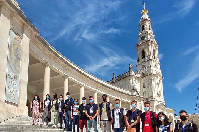 From Lisbon: Fatima, Battle, Nazareth and Obidos – Small groups - Transportation and Comfort: Why the Ride Matters Here