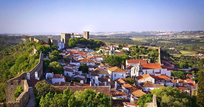 From Lisbon: Fátima, Nazaré, Batalha and Óbidos Guided Tour - Óbidos: the walled village that steals the show