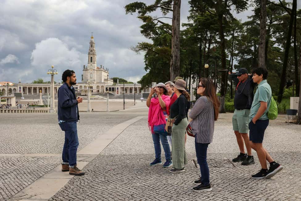 From Lisbon: Fátima, Óbidos, and Nazaré Small Group Day Tour - Meeting Point in Lisbon: Easy Start, No Hotel Hunt
